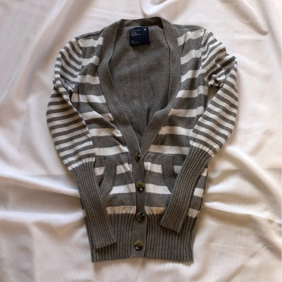 American Eagle Striped Cardigan - Picture 6 of 9